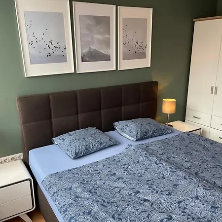 Mischa אינסברוק